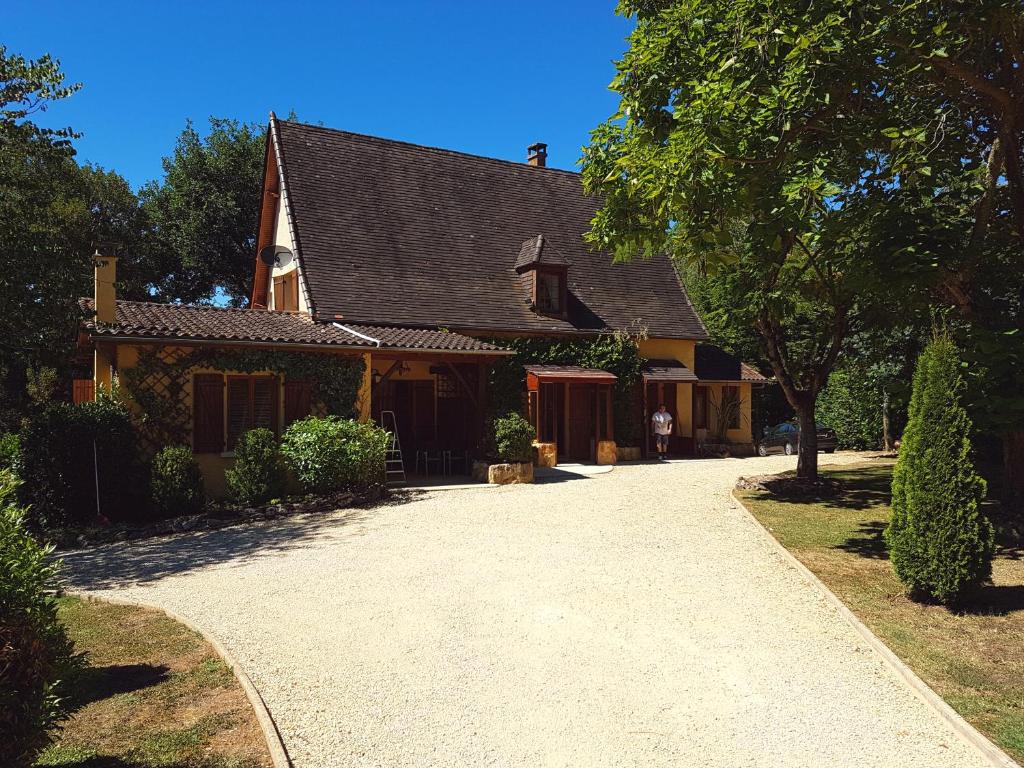 Maison de vacances Les plantous de Severo Les plantous, 24000 Cénac-et-Saint-Julien