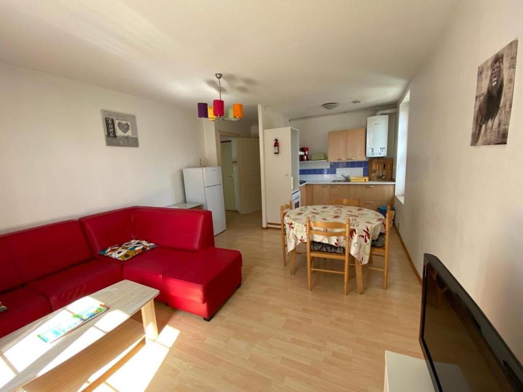 Appartement Les Platanes - Michel Ange 3ème étage 9 Avenue Maréchal Joffre, 34240 Lamalou-les-Bains