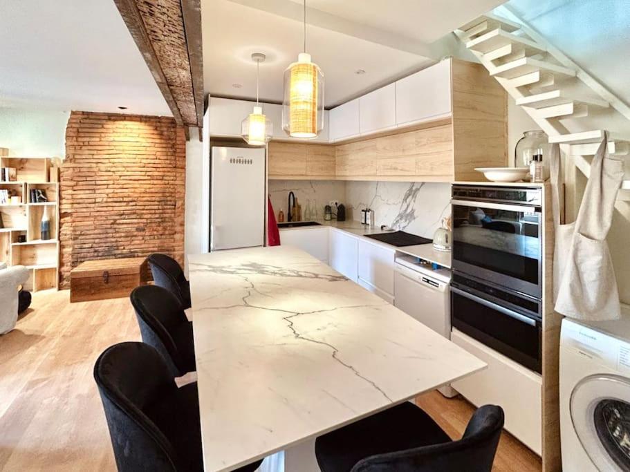 Appartement Les Puits Clos : magnifique T2 sous les toits 15 Rue des Puits Clos, 31000 Toulouse