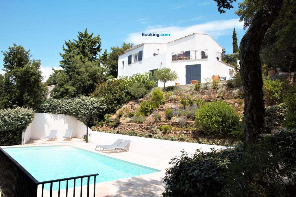 Villa Les Romarins Avenue des Romarins, 83250 La Londe-les-Maures