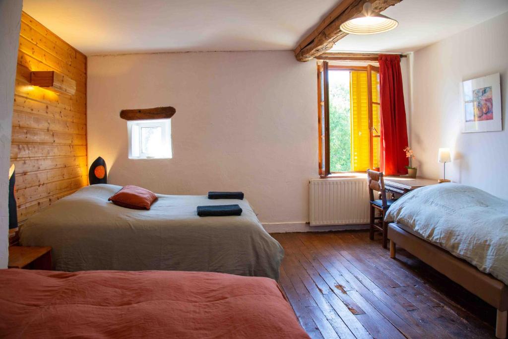 B&B / Chambre d'hôtes Les Soleils marlanges, 23420 Mérinchal