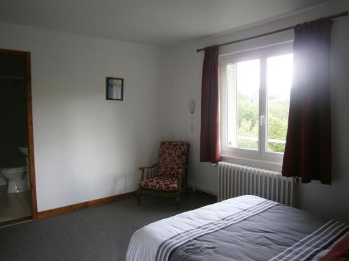 B&B / Chambre d'hôtes Les Sources Route de la Gare Saint-Jacques-des-Blats