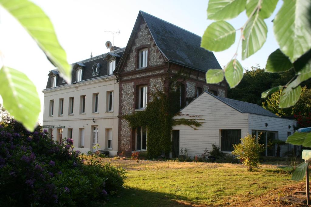 Maison d'hôtes Les Sous Bois Résidence Des Sous Bois, Route du Château 14, 76700 Saint-Laurent-de-Brévedent