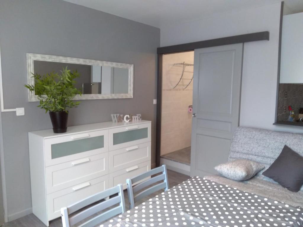 Appartements Les Studios proche du Mont Ventoux 108 av. Saint-Pierre de Vassols, 84380 Mazan