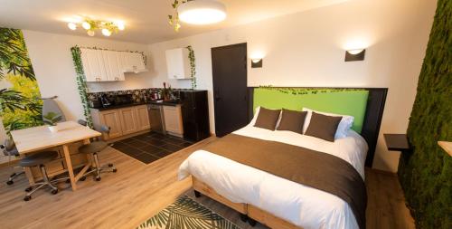 Les Suites Fénelon Le Cateau france