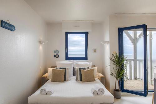 Les Tamaris - Studio with Sea View - Trouville-Sur-Mer Trouville-sur-Mer france