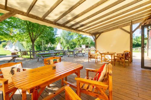 Camping Les Tipis du Bonheur de Vivre Chemin du Parcaigneau Brûlon