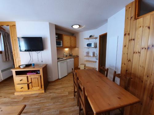 Appartement Les Valérianes - T2 coin montagne - MBC705 Place Jean Rippert Le Mélézet