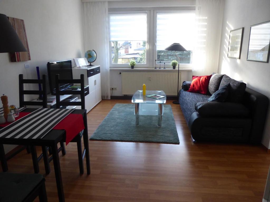 Appartement LICHTenstein Feldstraße 8 B 1.Obergeschoß, 09350 Lichtenstein