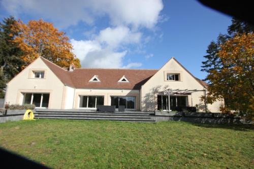 Villa LIEU MAGIQUE, SPACIEUX ET LUMINEUX; La Genetière Saint-Viâtre