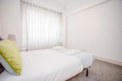 Appartement Liiiving in Porto | Light Spacious Apartment Rua Doutor Alves da Veiga, 105 Porto