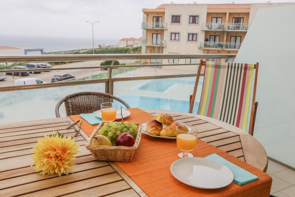 Appartement Like-home Apt with pool, sea view and garage Rua Mira Parque Nº2 - Apt 113, 2655-247 Ericeira