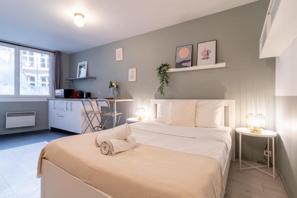 Appartement Lille Centre - Nice cozy and functional studio 32 Rue Lepelletier Etage 1 porte gauche, 59800 Lille