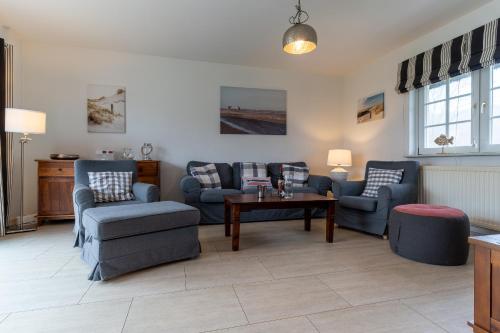 Maison de vacances Lille Dröm Reetdachhaus Lille Dröm Gräftendiek 15 Brösum