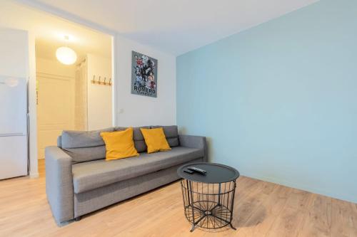 Appartement Lille Gare - Beautiful apartment full equipped with balcony & parking ! 45 Rue du Chevalier Français, Lille, France Lille