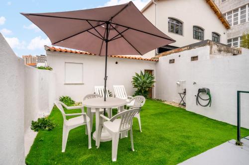 Lisboa, Charming Patio House, Central Lisbon, WIFI, Air Conditioning, Near Metro, by IG Lisbonne portugal