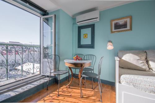 Lisbon Heart Apartments - White Apartment by LovelyStay Lisbonne portugal