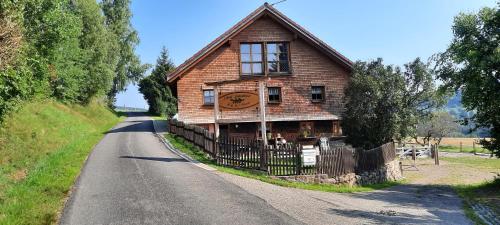 Little Graceland Ferienwohnung und Bed&Breakfast Bonndorf im Schwarzwald allemagne