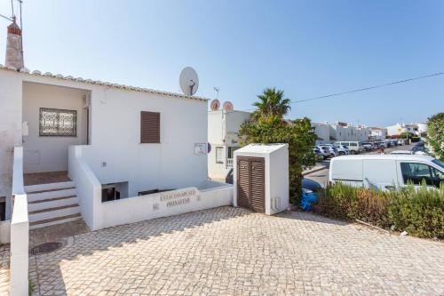 Villa Living on the beach Beco da Guarda, 70 R/C. 8600-131 Luz- Lagos Luz