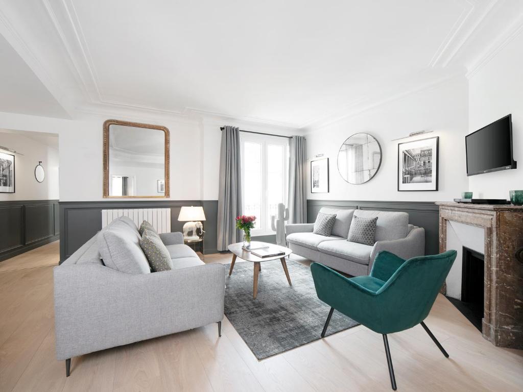 Appartement LivinParis - Luxury 3 Bedrooms Opera II 29 rue des Petites Ecuries, 75010 Paris