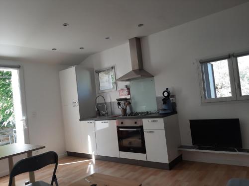 Maison de vacances LOCATION APPART 45 M² - 2 CH AVEC JARDIN PRIVATIF Route de Sommières Gailhan