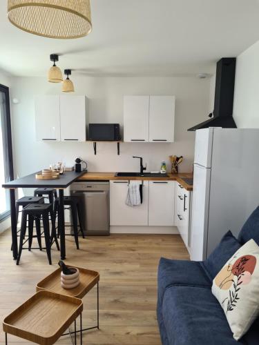 Appartement Location LA REBELLE - LA ROCHELLE B 16 Rue de Beauregard La Rochelle