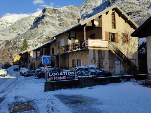 Appartements Location Marjo RI 6 route du moulin 04340 Le Lauzet-Ubaye. Le Lauzet-Ubaye