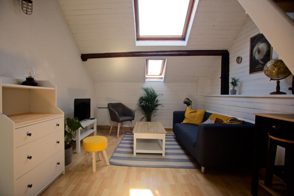 Appartement Location studio meublé courte durée mobilité 3 Rue des Salorges, 44100 Nantes