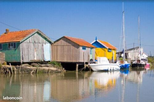 Maison de vacances Location Studio proche de l'île d'Oléron - Marennes 31 Rue de Chatain Bourcefranc