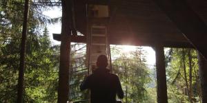Cabane entre terre et ciel