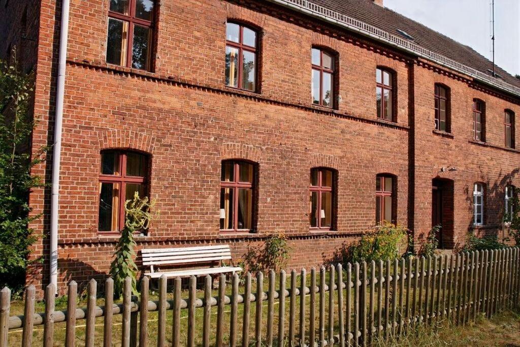 Lodge Ferienwohnung Am Roten Schloss 1 Hüttenweg 15837 Glashütte