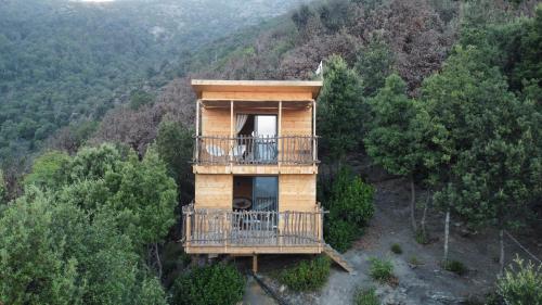 LES CABANES DE LUTINA
