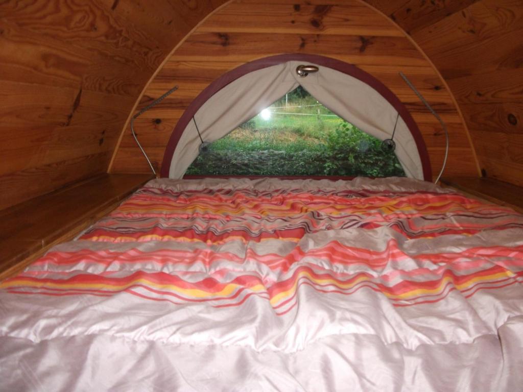 Lodge Les Cahutes d'Olt Camping de Galinieres 12560 Saint-Laurent-dʼOlt