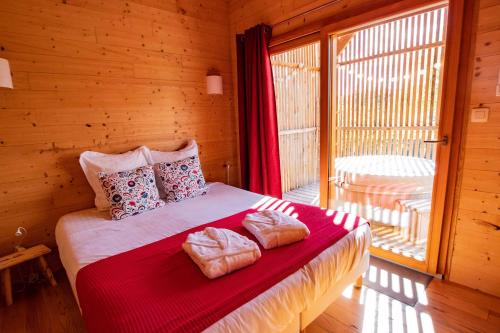 Les Lodges de la ViaRhôna / cabane-spa