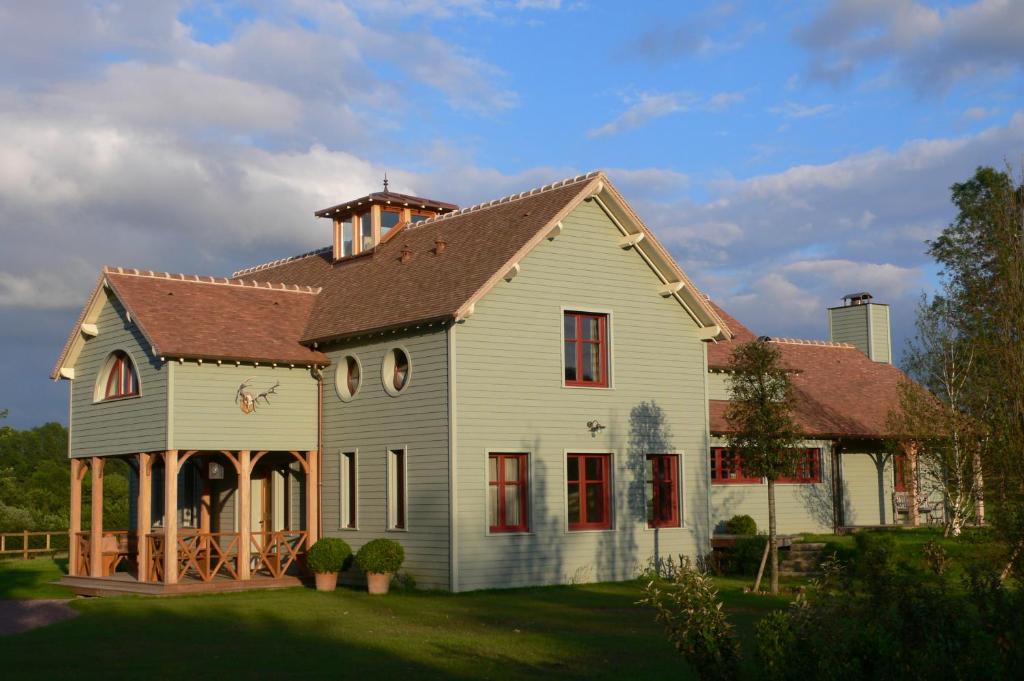 Maison de vacances Lodge Saint-Hymer La Melterie Departementale D101, 14130 Saint-Hymer