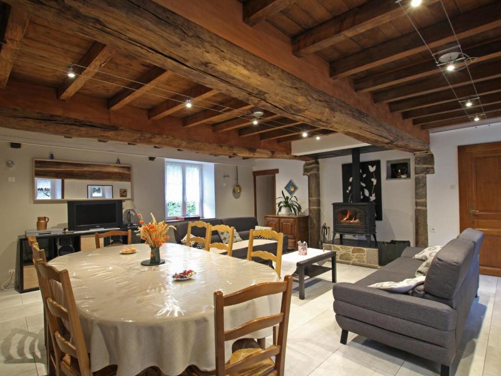 yourtes du bocage 85390 Bazoges-en-Pareds