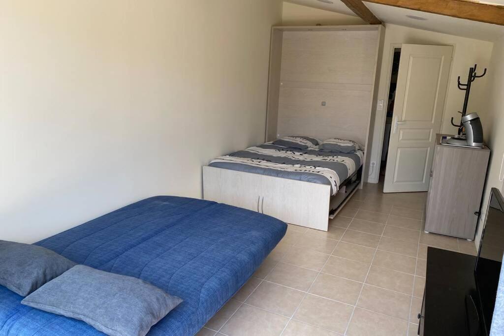 Appartement Loft 21 m² pouvant accueillir 4 personnes 120 Impasse du Clos de Laure, 84170 Monteux