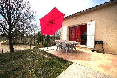 Loft avec mezzanine Montagnac france