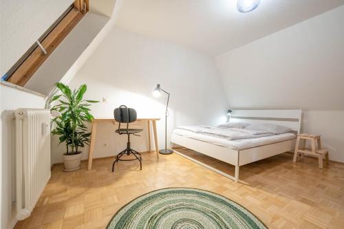 Loft + Balkon im Historischen Altbau am Marktplatz Chemnitz allemagne