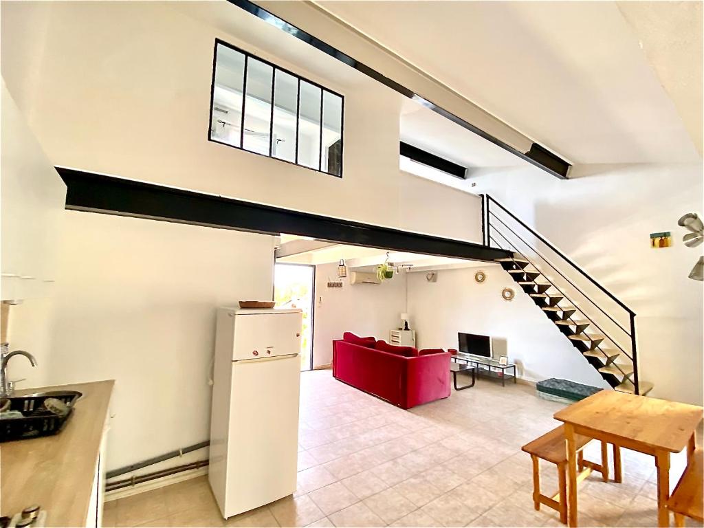 Maison de vacances loft des cigales 492 Rue de la Caille, 30620 Uchaud