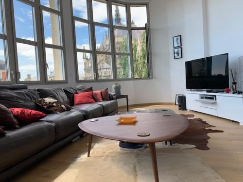 Appartement Loft des Sacres - Vue unique sur la Cathédrale 2ème étage Rue de la Grue Reims