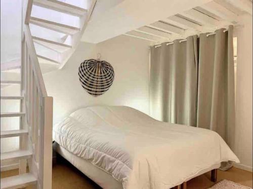 Loft/jardin et parking : Le Petit Clos Bourdet Honfleur france