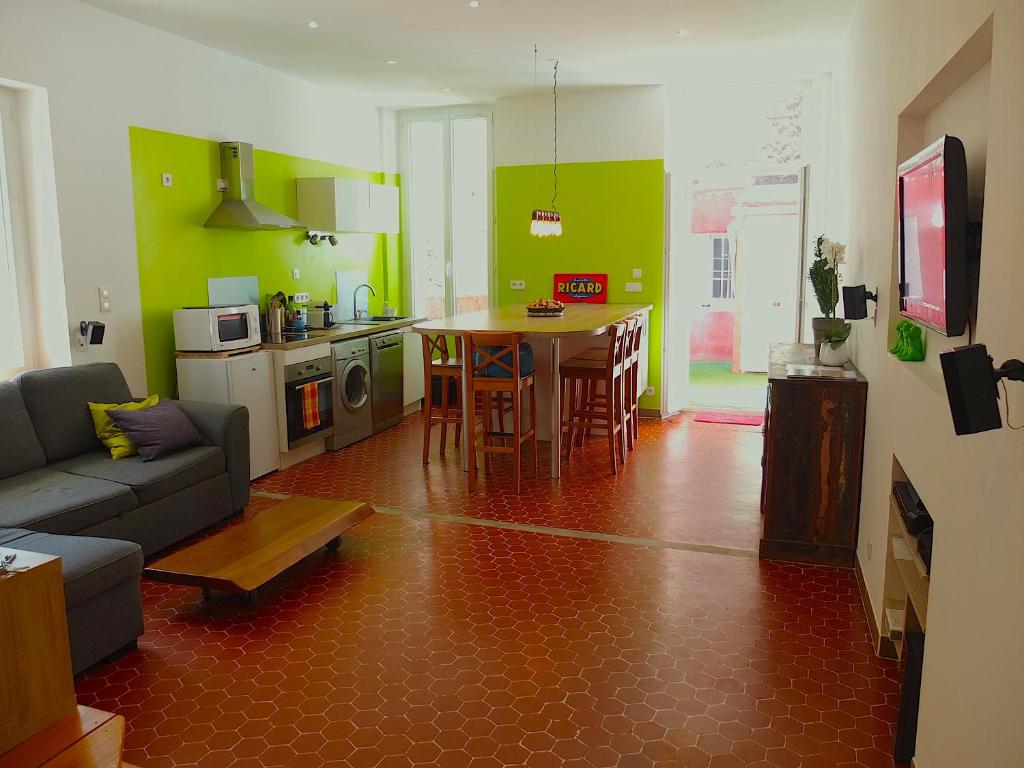 Appartement Loft provençal 11 rue de la Gorguette 83690 SALERNES, 83690 Salernes