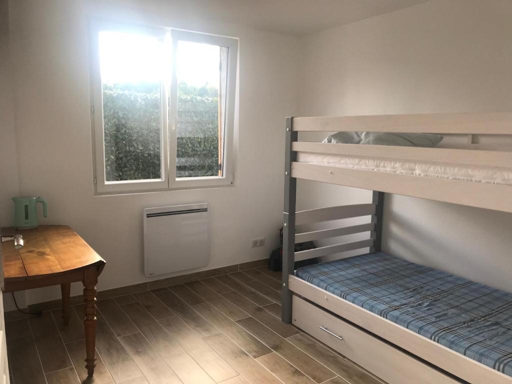 Séjour à la campagne Logement : 2 chambres (5 couchages), salle de bain 86 Rue de Salbris, 41300 Pierrefitte-sur-Sauldre