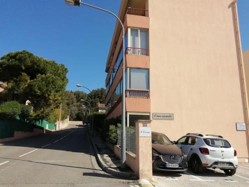 Appartement Logement à Sanary-sur-mer (Var) Résidence les Ecrins Bâtiment Emeraude E3 3éme G 196 Avenue des Fleurs Sanary-sur-Mer