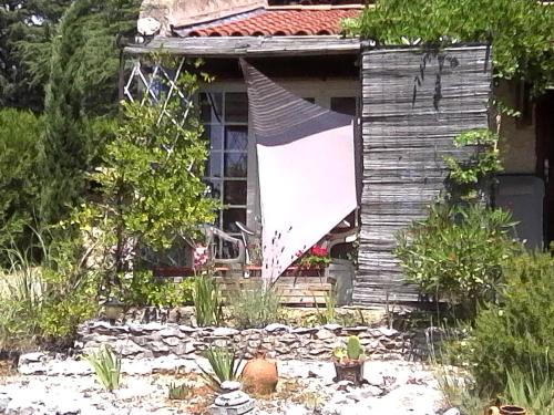 Logement atypique et cosy avec petit déjeuner, 2 nuits minimum Saint-Étienne-les-Orgues france