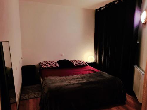 Appartement Logement entier 30m² - 800m du Futuroscope appartement 437 6 Avenue Jean Monnet Chasseneuil-du-Poitou