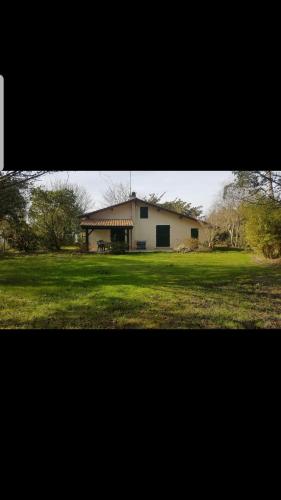 Maison de vacances Logement entier dans le centre de messanges 11 Avenue de la Gemme Messanges