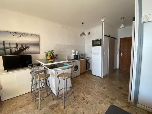 Appartement Logement les pieds dans l'eau ! residence corse azur - appt 204 Route du Lazaret Ajaccio