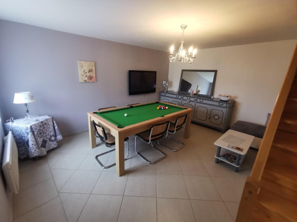 Maison de vacances Logis de ReuNeuBeuL 11 La Cabane, 33230 Les Peintures